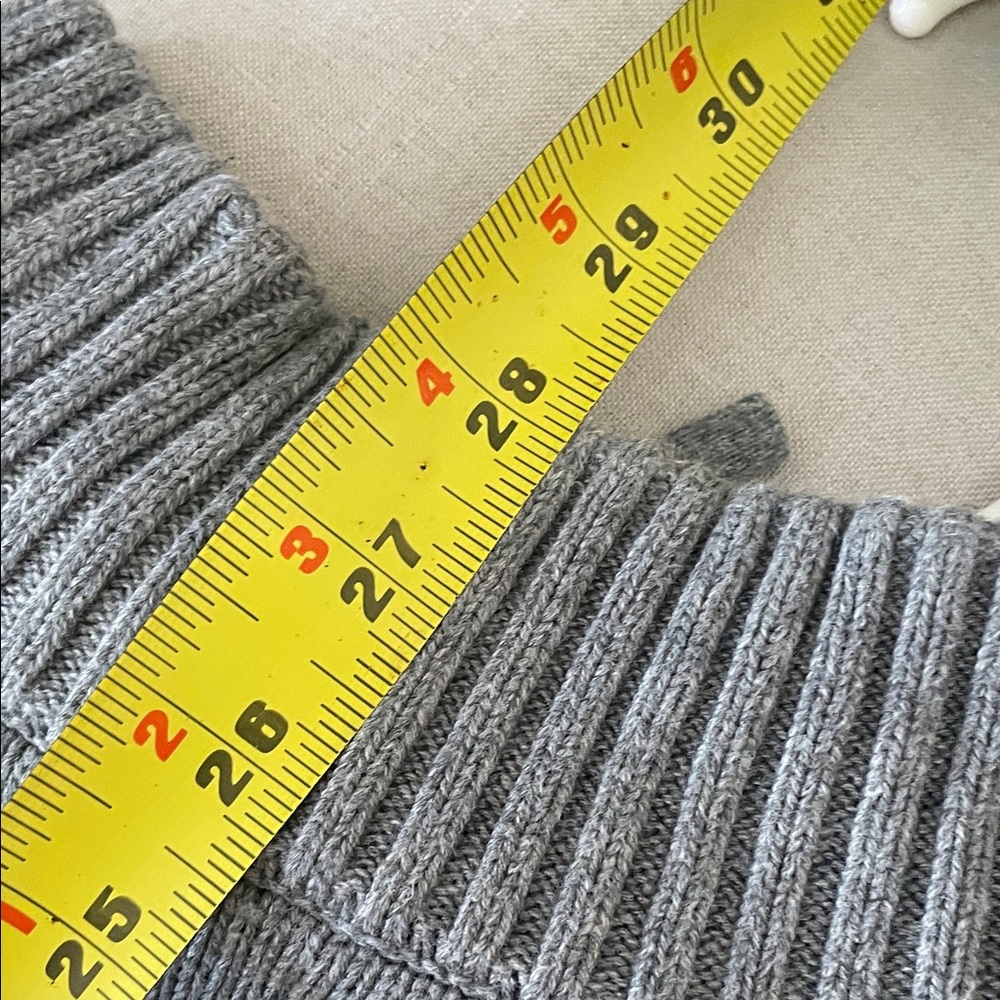 Tahari Men's Gray and Black Striped Zip-Up Sweater - Picture 5 of 5